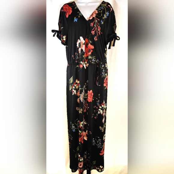 Maurices Dresses & Skirts - 2/$20 Nwt Mauruces Sz (1) 16-18 Maxi Dress